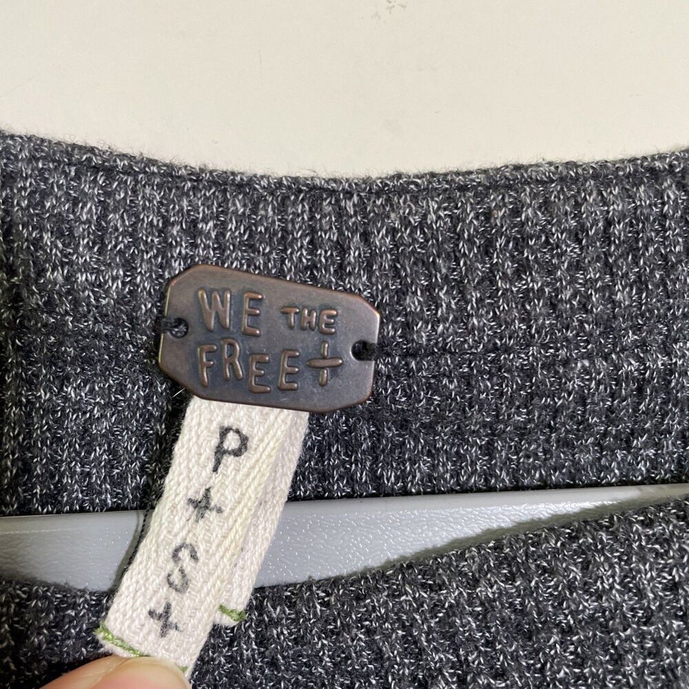 We The Free People Blossom Thermal Top Size Small Pullover Dark Gray Boho - Picture 4 of 10